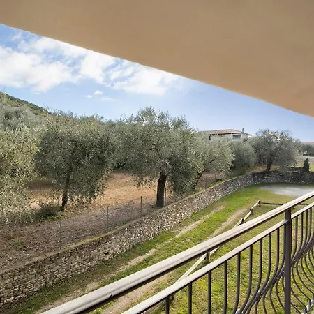 Messalina La Scuderia Apartment Marina dʼAndora