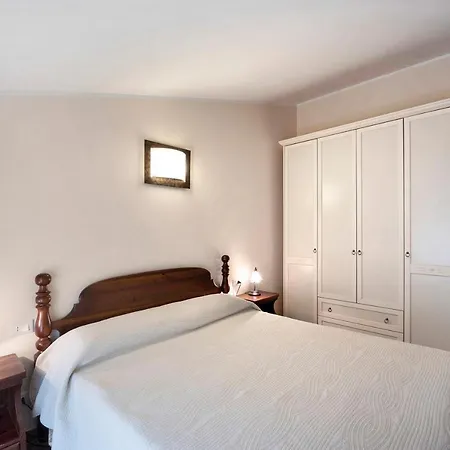 Messalina La Scuderia Marina dʼAndora