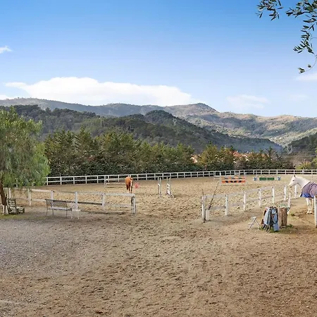 Apartment Messalina La Scuderia *